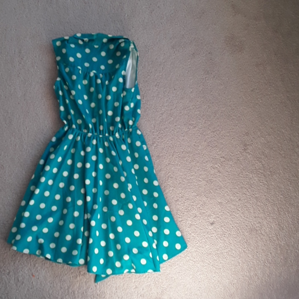 Adorable velvet heart teal and Polk a dot dress xs - Picture 3 of 4